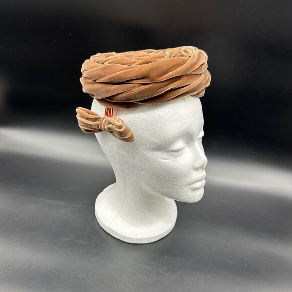 Vintage Pillbox Hat Bow Brown Velvet Junior B Retro Turban Style Mid Century - Picture 1 of 8